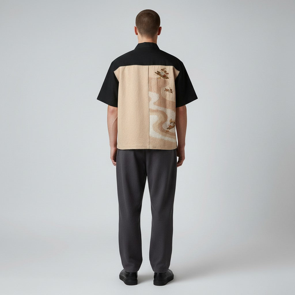 黒留袖を纏う羽二重絹のシャツ