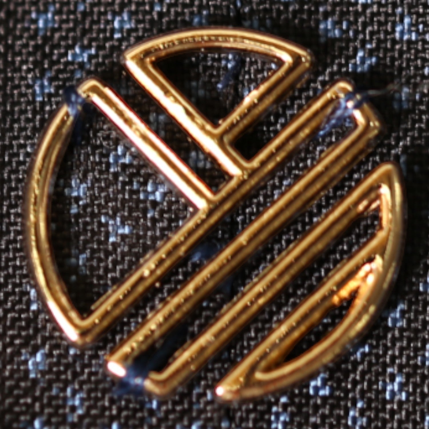 深い藍色の立涌柄ブルゾン