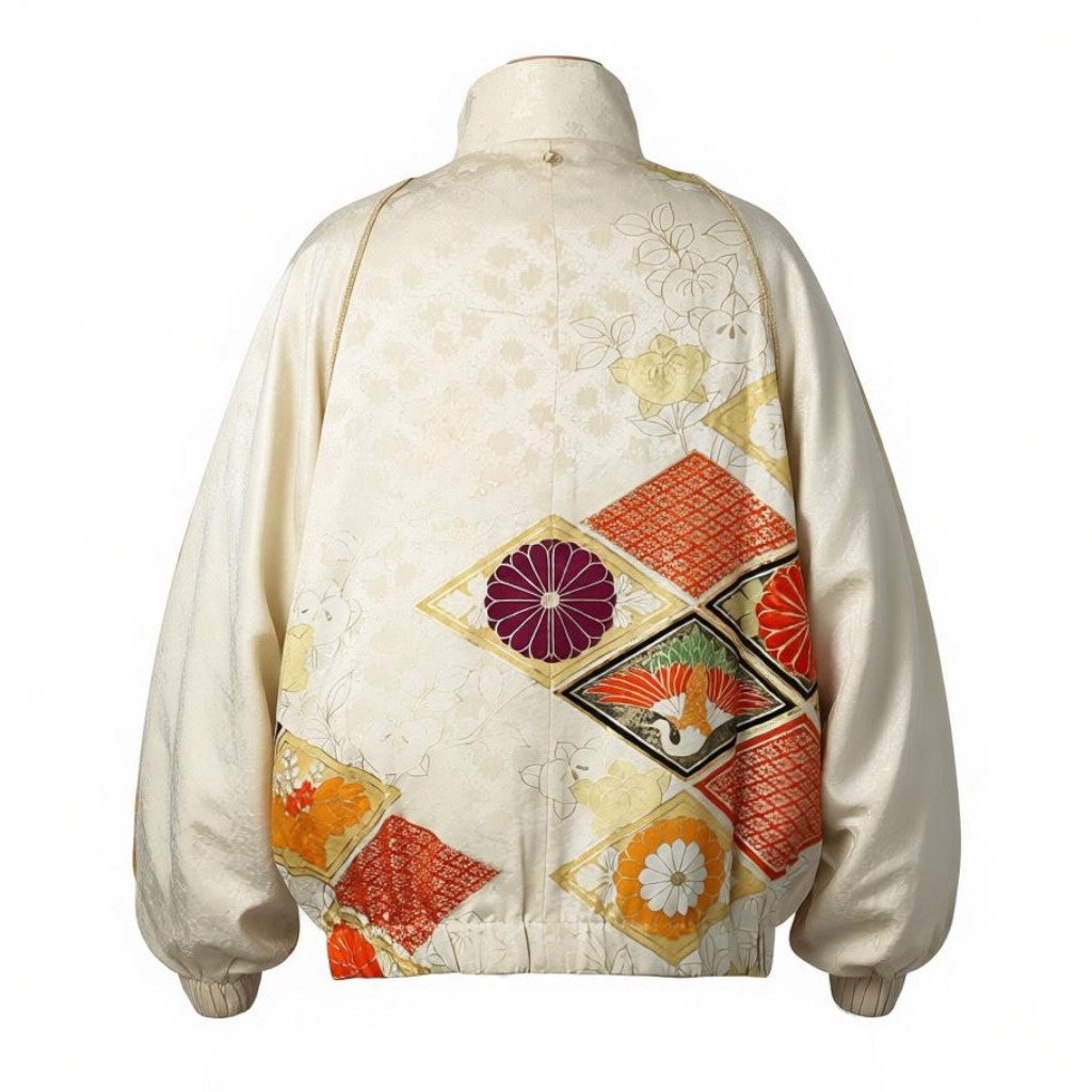 和モダン豪華刺繍振袖のブルゾン