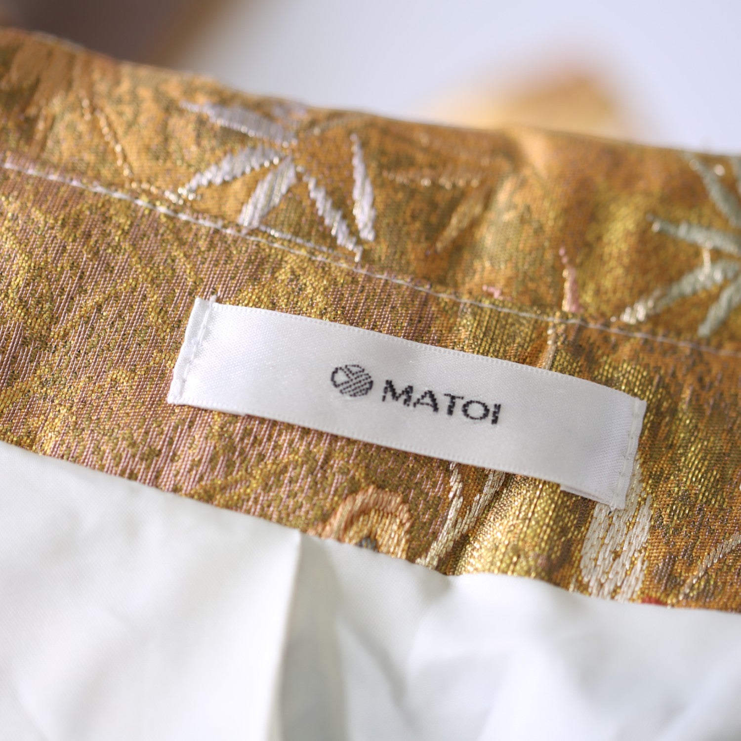 Elegant pants with gold lattice design of pine, bamboo, plum and cranes