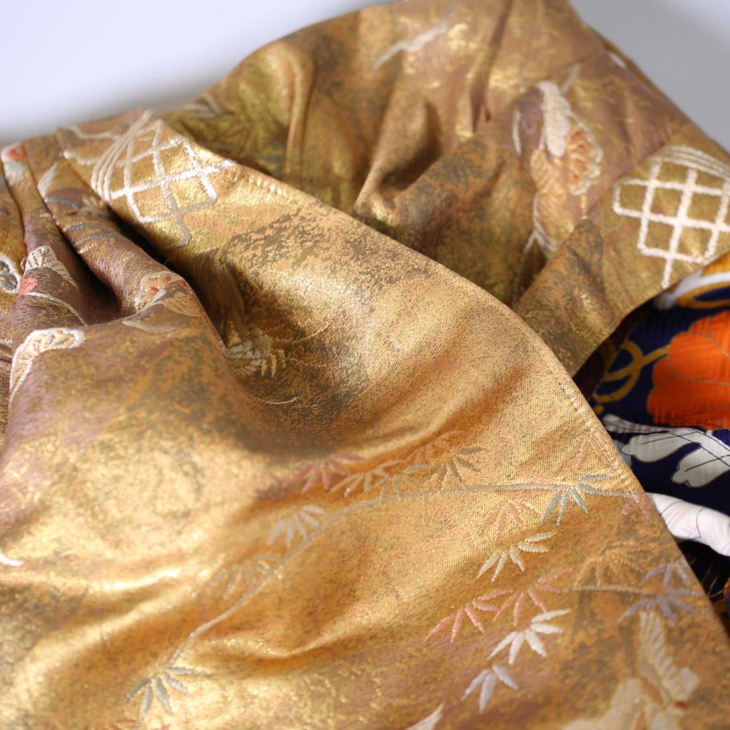 Elegant pants with gold lattice design of pine, bamboo, plum and cranes