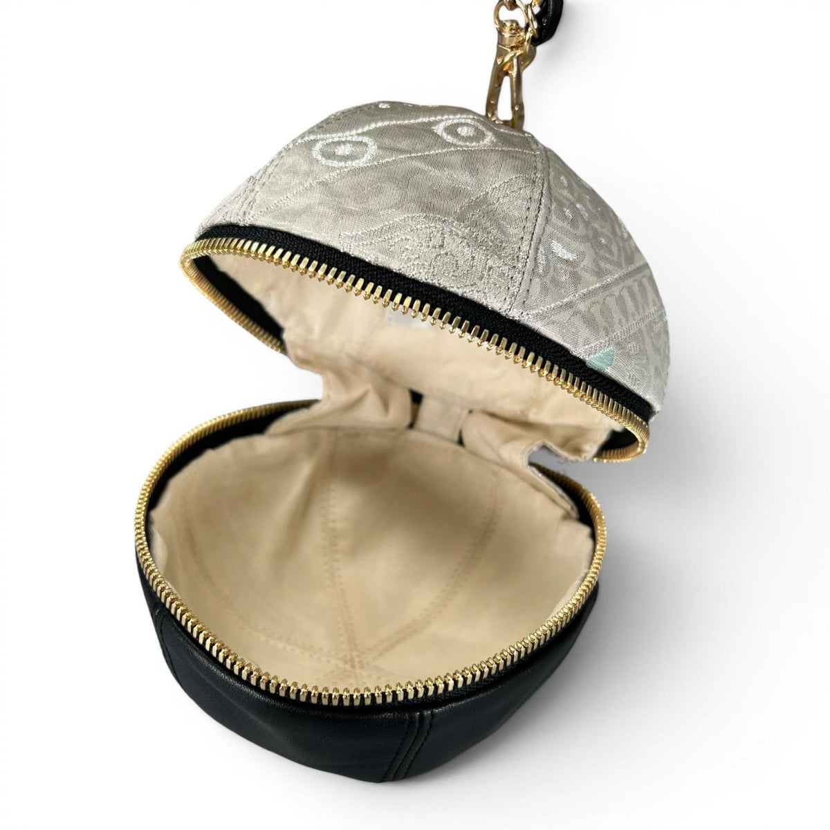 九百錦プラチナ箔と革が織りなす至高のMari Bag