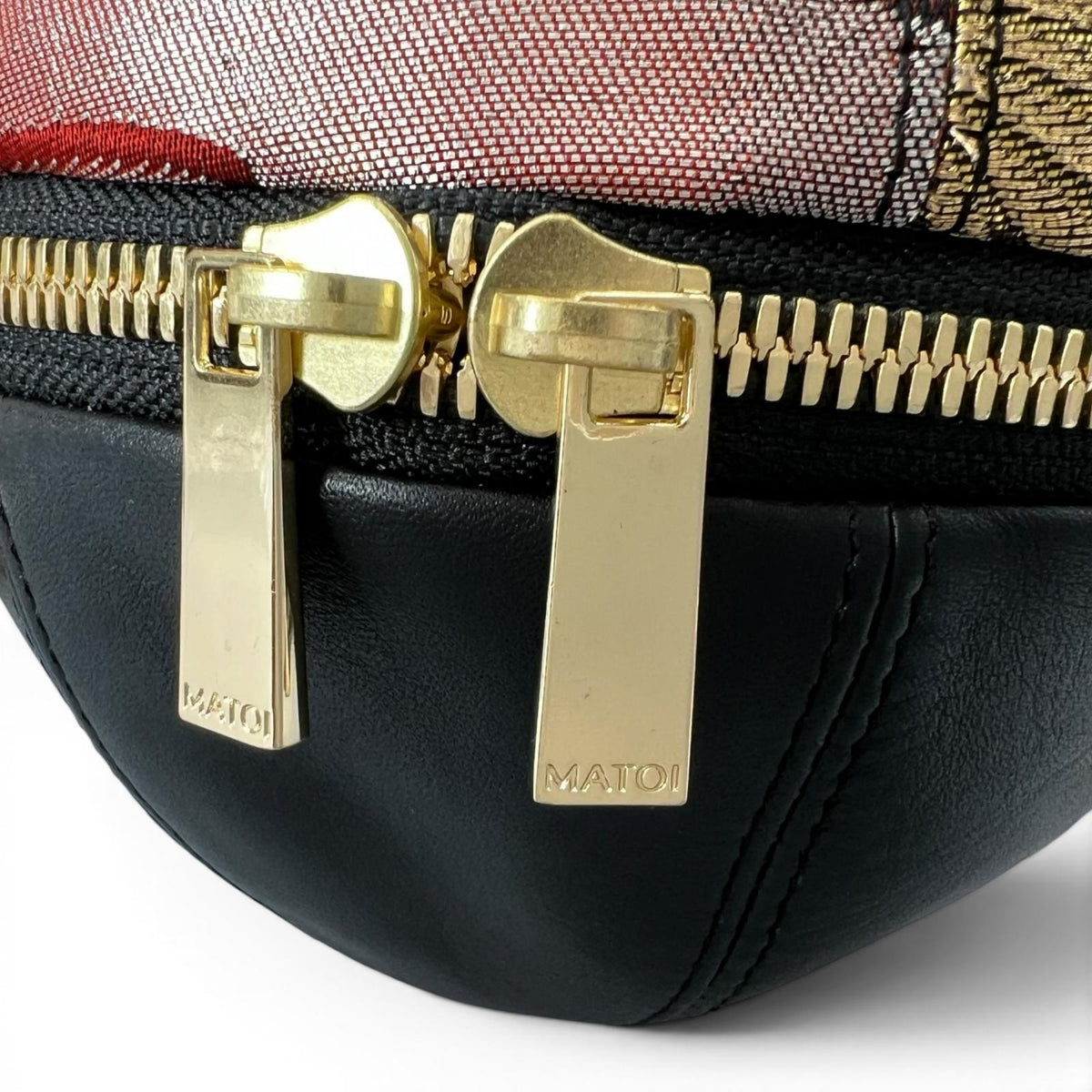 波梅と源氏香、革が奏でる珠玉のMari Bag