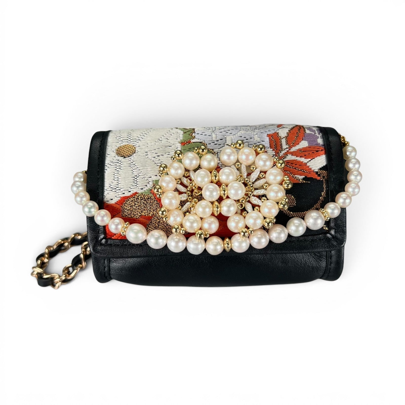 「丸紋藤牡丹」帯と真珠のMicro bag