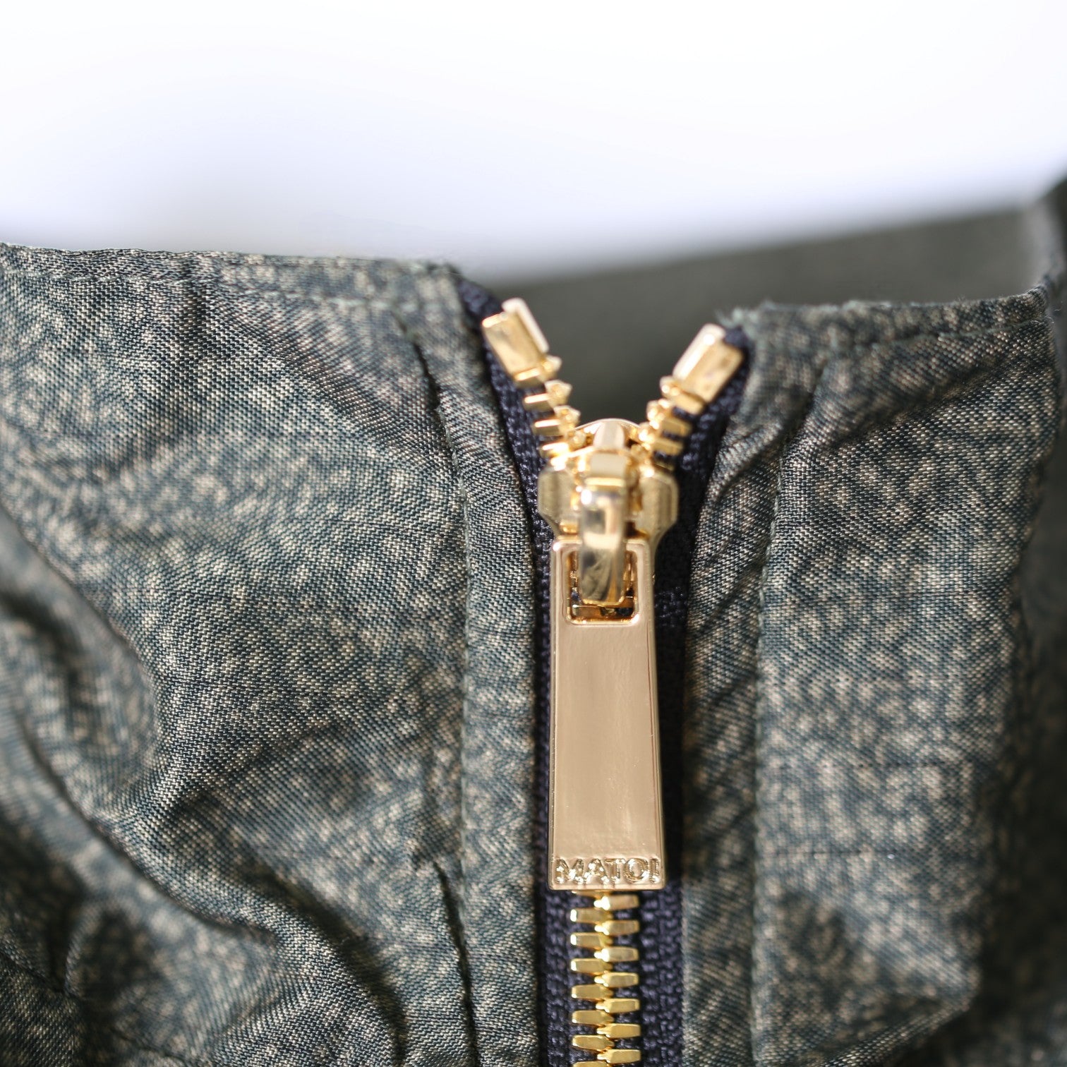 本場結城紬よろけ縞模様ブルゾン