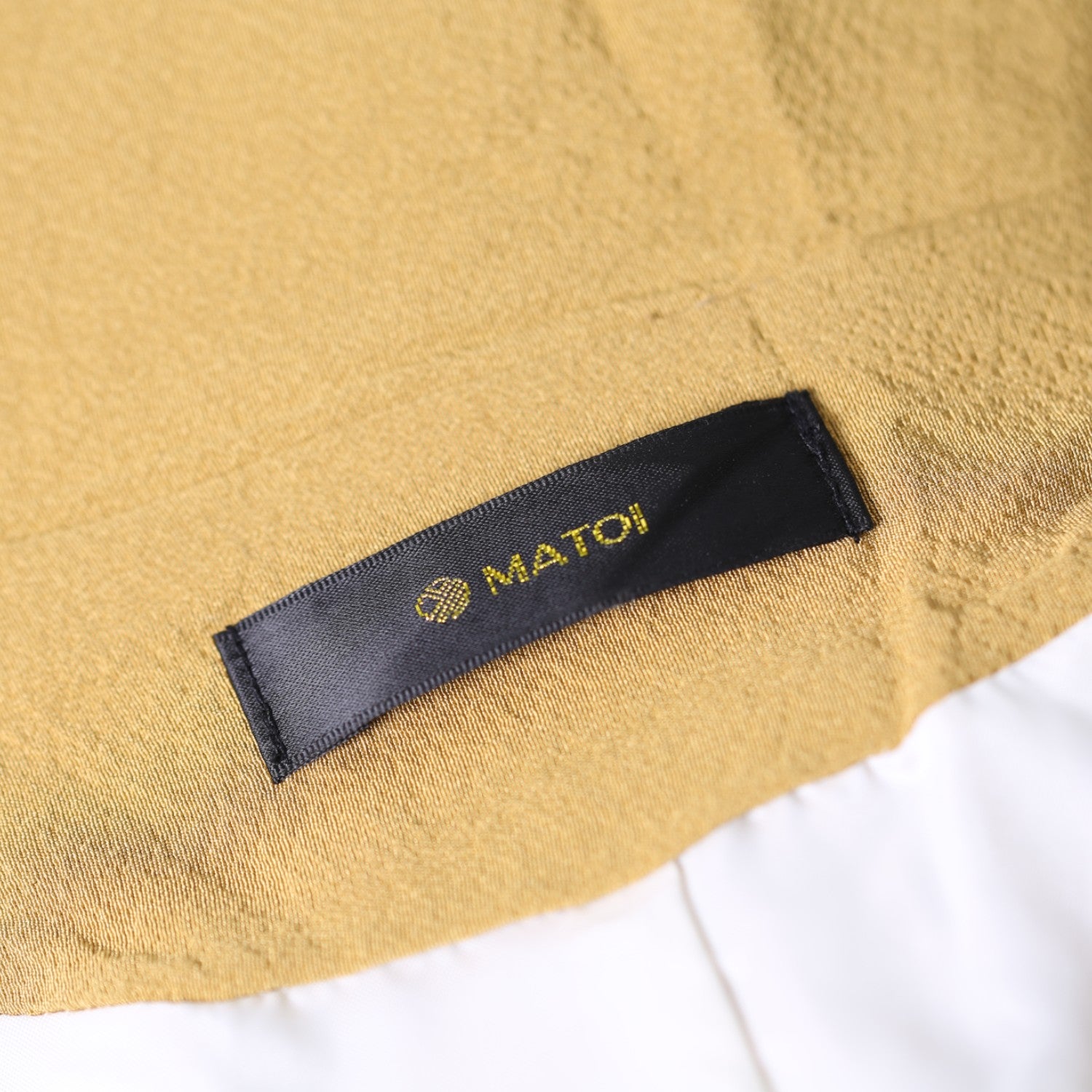 Elegant koto embroidered blouson