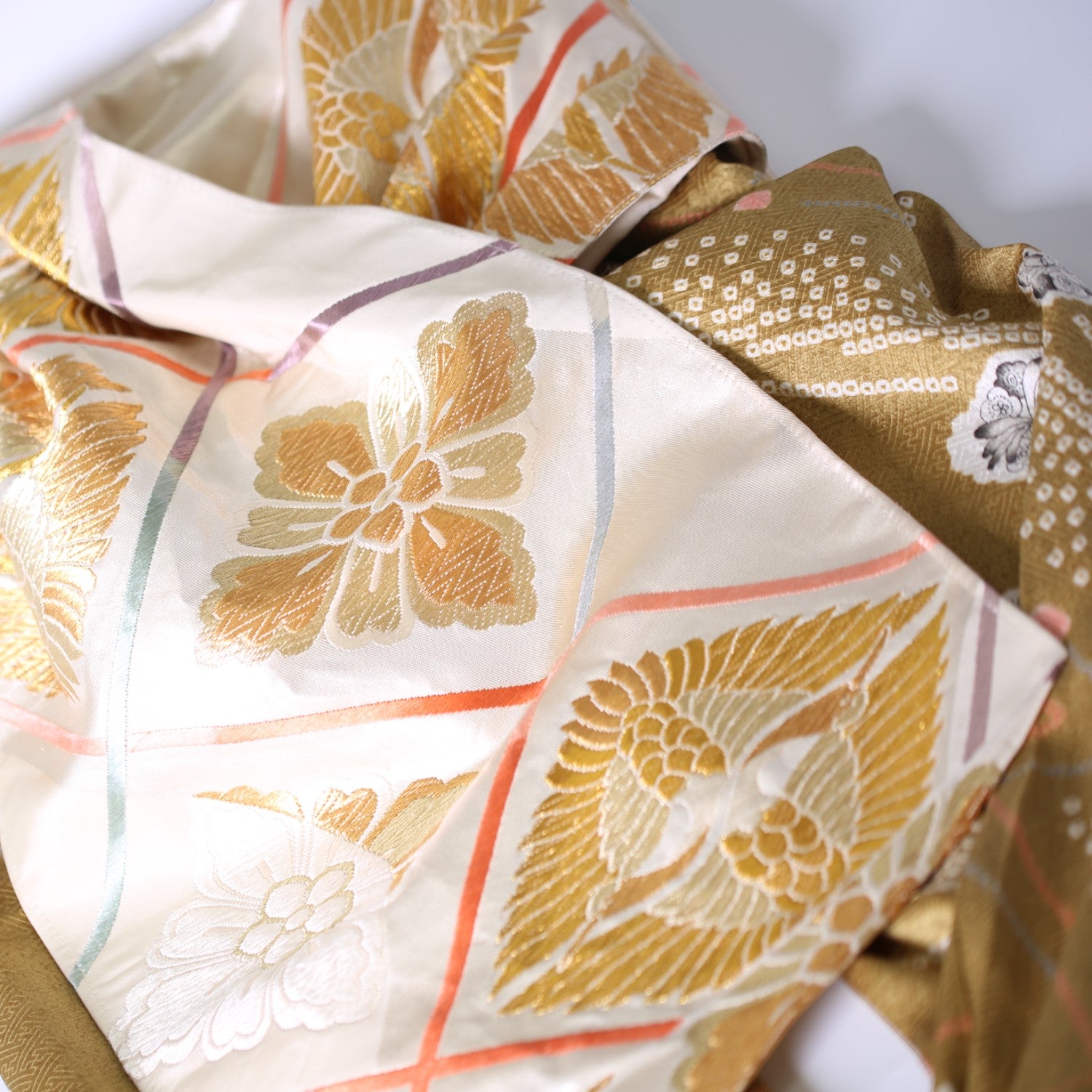 華やか絞り染め格調高い和パンツ