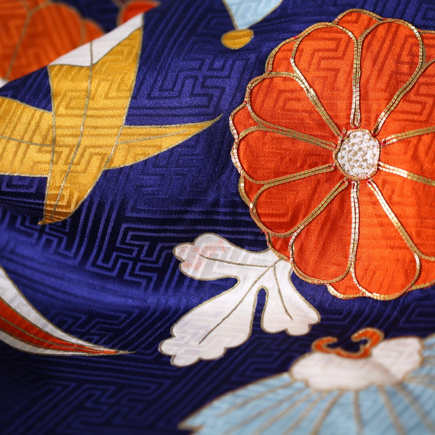 松竹梅と群鶴の金彩格子・雅パンツ