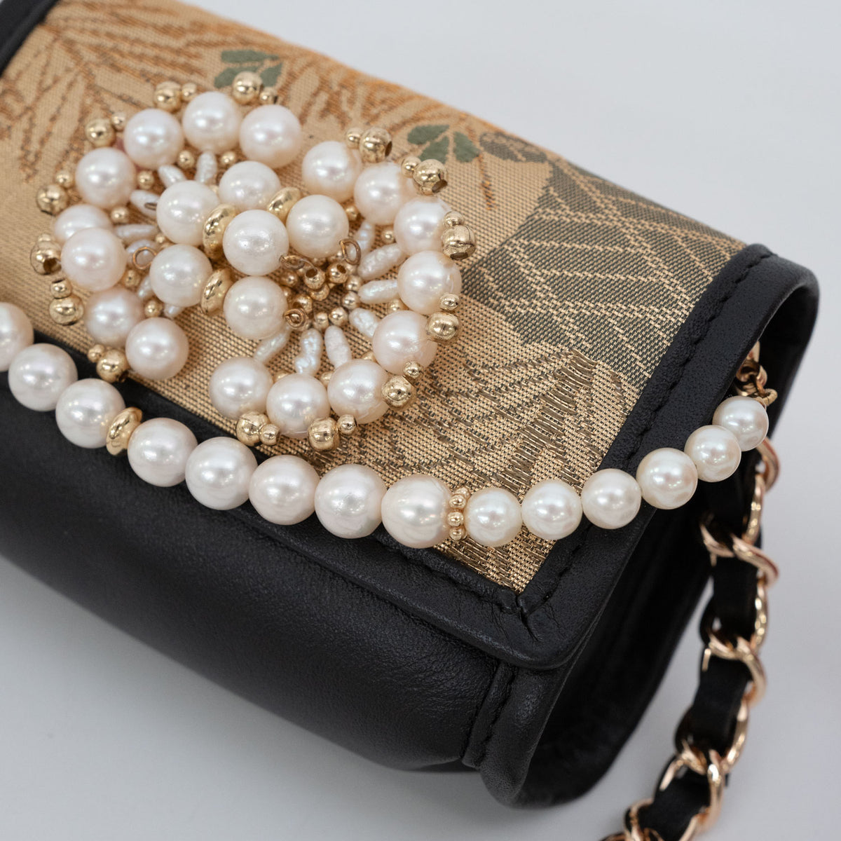 「雪輪若松」帯と真珠のMicro bag