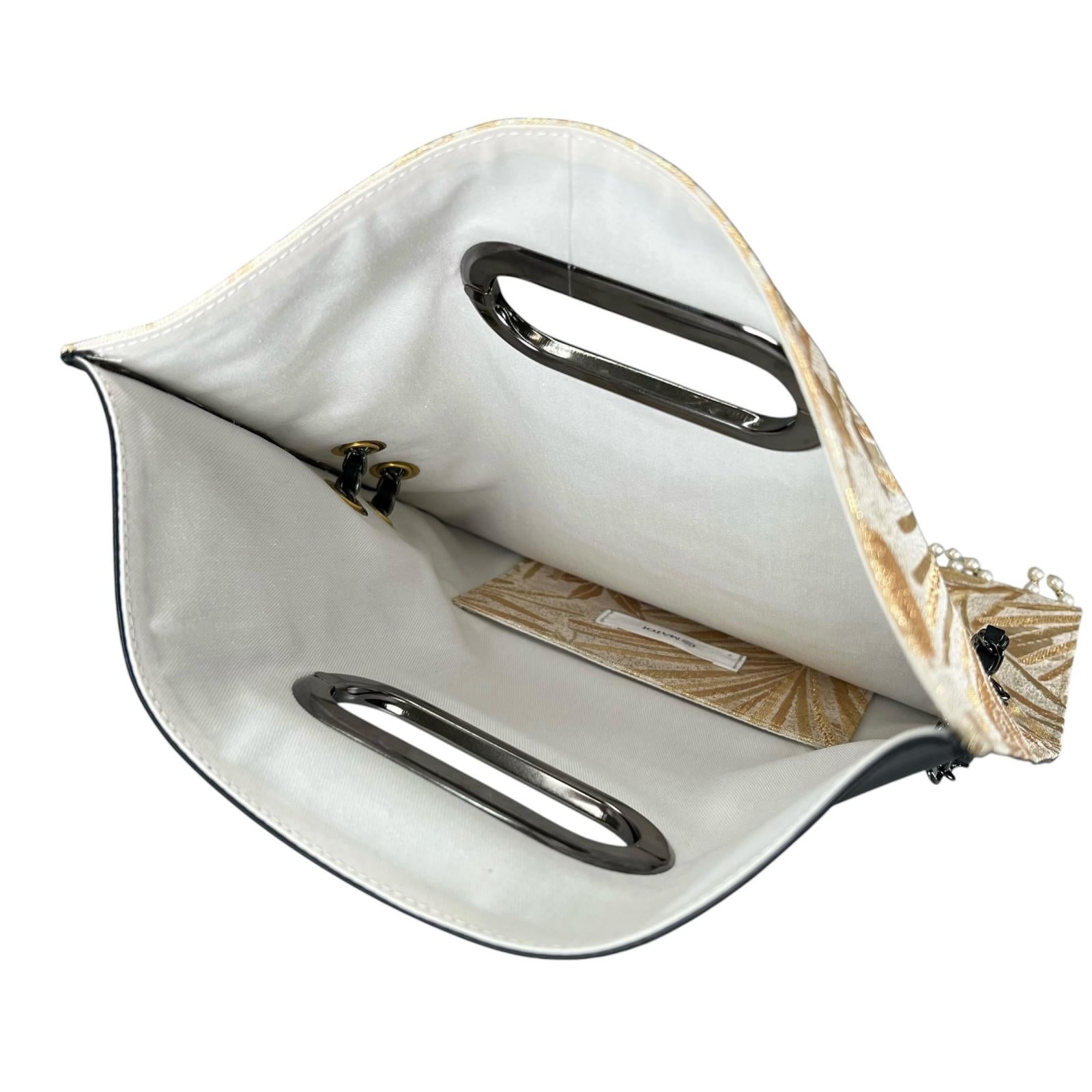 若松と梅紋、あこやパールが煌めく帯革Clutch bag
