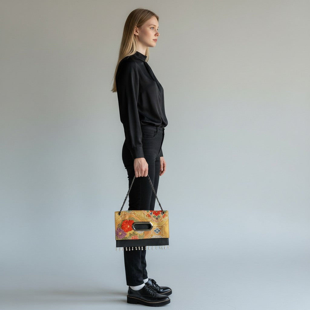 松梅の情景、ヴィンテージ帯と革のClutch bag
